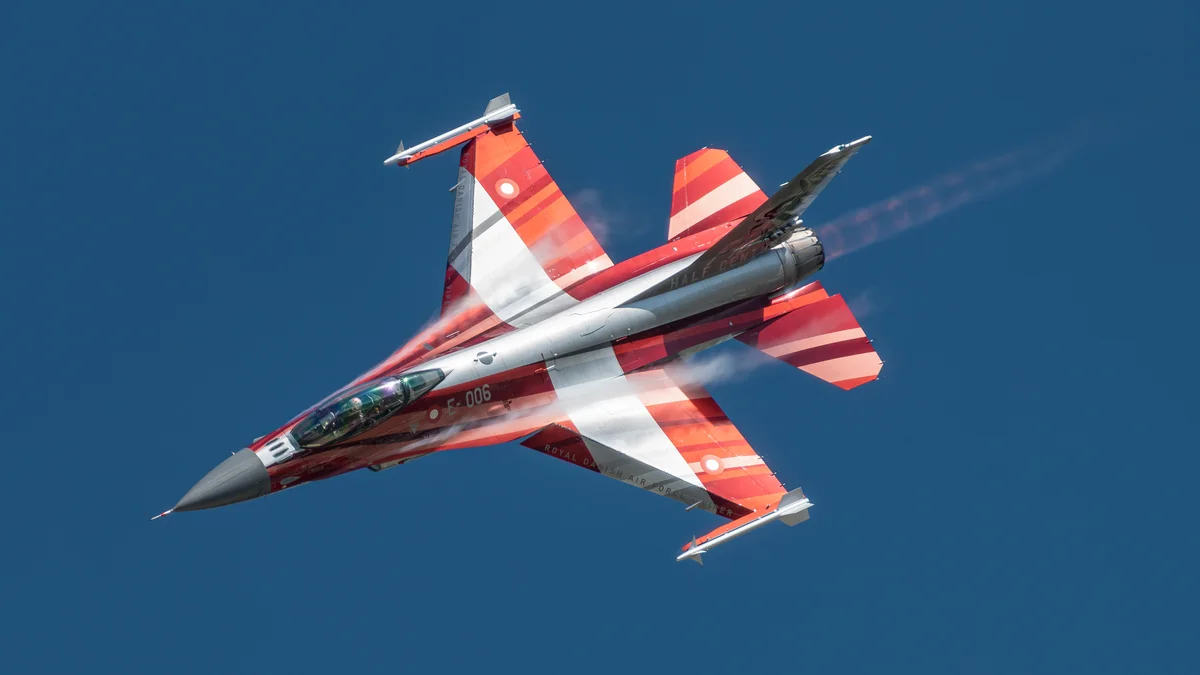 F-16 en Argentina foto oficial